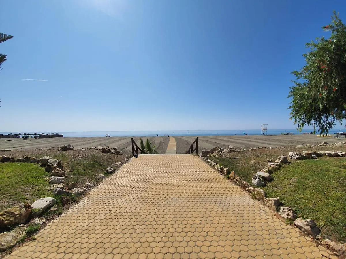 Naturaleza, playa, piscina, mar, montaña, wifi, parking Málaga 0*,