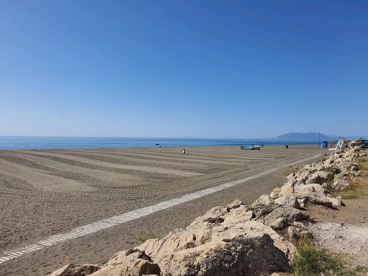 Naturaleza, playa, piscina, mar, montaña, wifi, parking Málaga